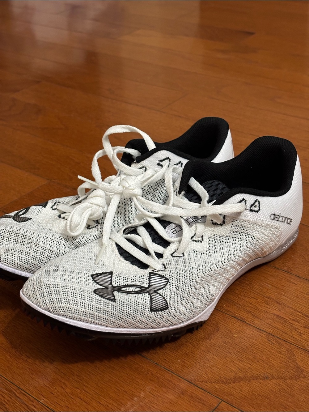 UNDER ARMOUR KICK DISTANCE 4 Track & Field Running Spikes Unisex Size M10.5 W12